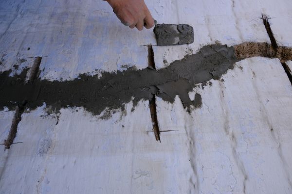 Concrete Fissure Repair in Decatur